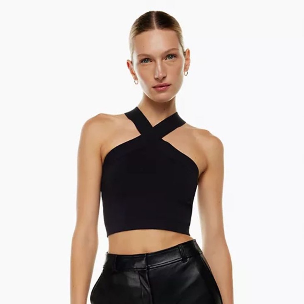 Babaton Sculpt Knit Halter Crop Top